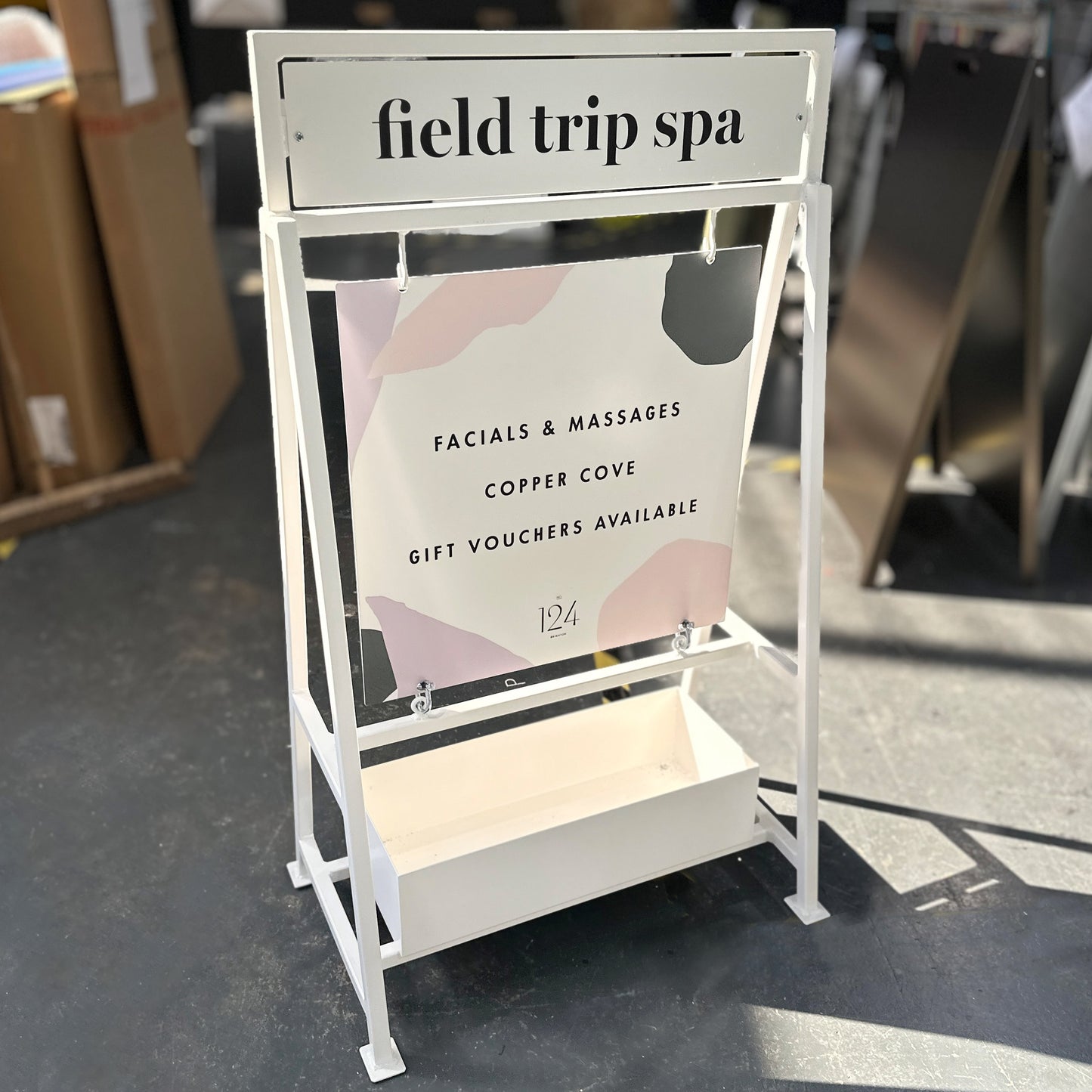 Planter Pavement Sign