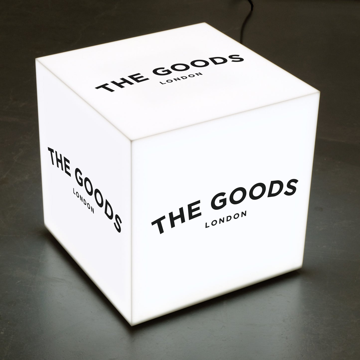 Würfel-Leuchtkasten-Schild, maßgeschneiderter Leuchtschild-Leuchtkasten für Geschäfte